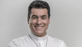 MP questiona contrato de R$ 450 mil para palestra de Padre em Feira Grande