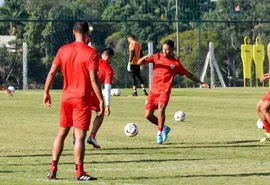 CRB joga contra o Guarani neste sábado (2), no Estádio Rei Pelé