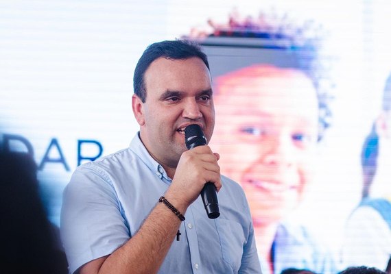 Deputado Luciano Amaral pode ser expulso do PV por voto no caso Marielle