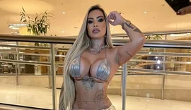 Influenciadora flagrada com Andressa Urach já tentou ser deputada