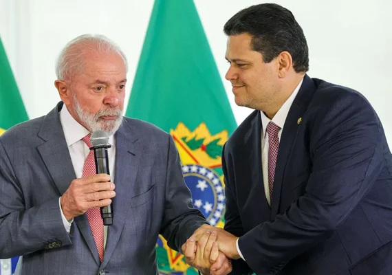 Lula e Alcolumbre voltam a se reunir após retomada de diálogo