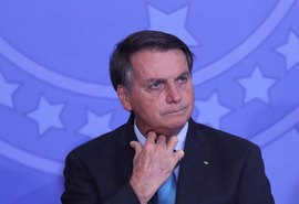 TCU desmente Bolsonaro sobre mortes por Covid-19