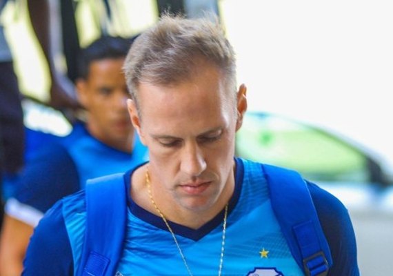 Goleiro João Carlos diz que vive seu melhor momento