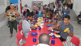 Com as fortes chuvas, quase mil pessoas em Alagoas estão desabrigadas e desalojadas