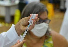 CNM pede ordem para enfrentar covid-19 e nega estoque de vacina