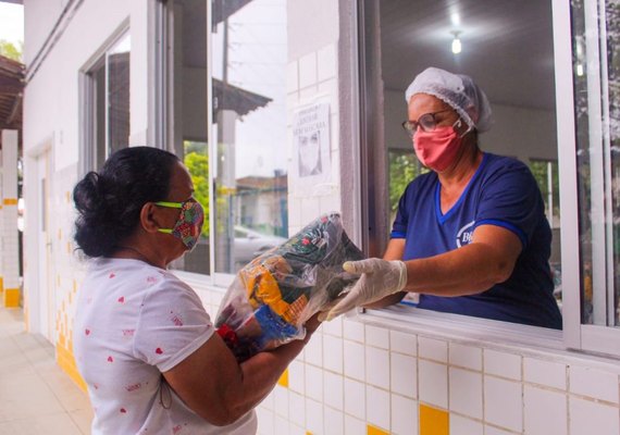 Secretaria da Educação de Maceió entregará kits merenda à escolas nesta sexta (6)