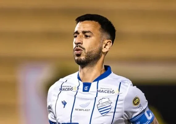 CSA anuncia retorno de volante após especulações