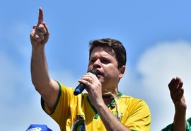 Davi Davino Filho assume compromisso com segurança e Hospital da PM