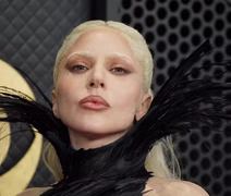 Lady Gaga se torna mãe pela primeira vez, segundo imprensa internacional