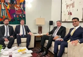 Rodrigo será candidato a vice e a mãe de JHC assume o Senado já em julho