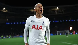 Richarlison aguarda nova proposta para deixar o Tottenham ainda nesta janela