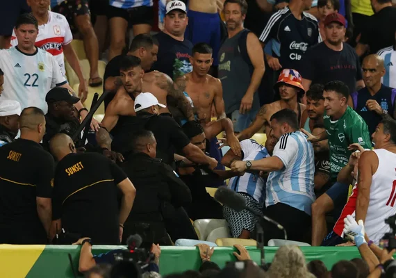 Brasil x Argentina: atos violentos em jogo no Maracanã serão investigados pela FIFA