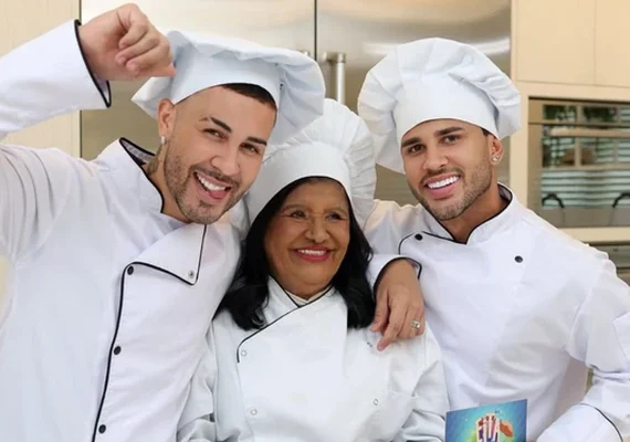 Mãe de Carlinhos Maia ainda não sabe do divórcio do filho