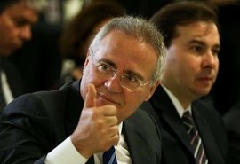 Renan Calheiros retira a candidatura para a presidência do Senado