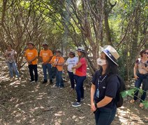 Integrantes da Coopcam realizam visita técnica à vinícola de Goiás