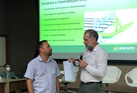 Unicafes Nacional entrega documento de políticas públicas futuras voltadas ao cooperativismo à federação alagoana