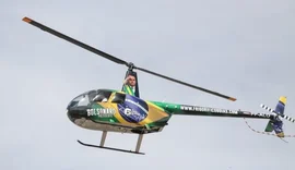 Confira: helicóptero do frigorífico de Gusttavo Lima homenageia presidente