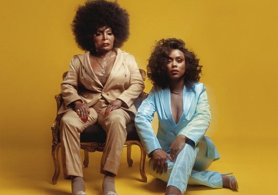 MC Rebecca e Elza Soares ressignificam adjetivos associados à negritude em novo single