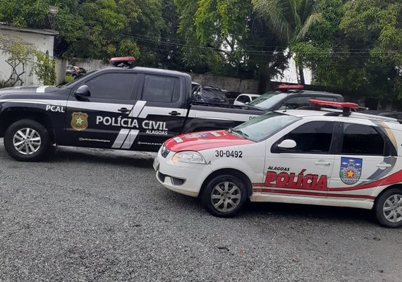 PC cumpre mandados na Barra Nova e apreende produtos