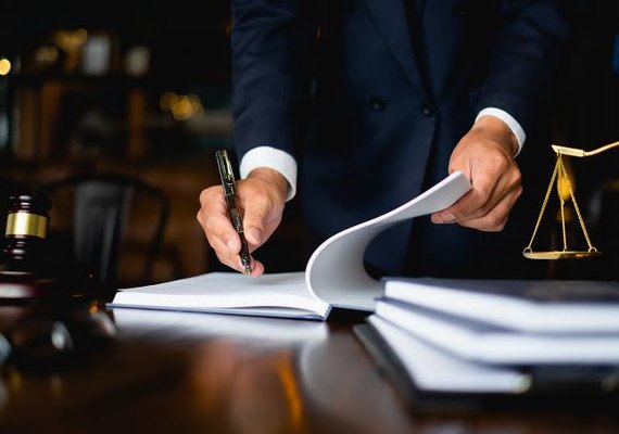 Lei autoriza pagamento retroativo de direitos suspensos na pandemia