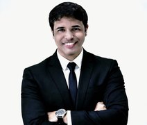 Joacles Costa comenta sobre o Dia Mundial da Língua Portuguesa