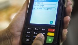 Com videoaulas, associação alerta consumidor sobre golpes com cartões