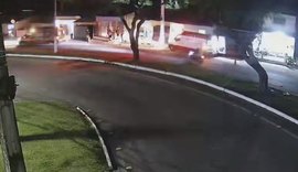 Acidente de moto no Vergel termina com prisão de dois jovens por porte de arma