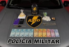 Casal é preso com drogas após tentativa de roubo frustrada na Pajuçara