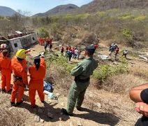 Polícia Civil apura acidente com ônibus que deixou 16 mortos em São José da Tapera