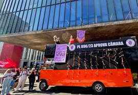 Manifestações em 12 cidades pressionam Câmara pela votação do PL da Misoginia