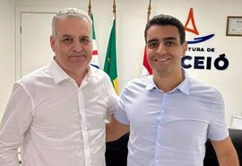 JHC muda três secretários; dois serão candidatos, o outro é mistério