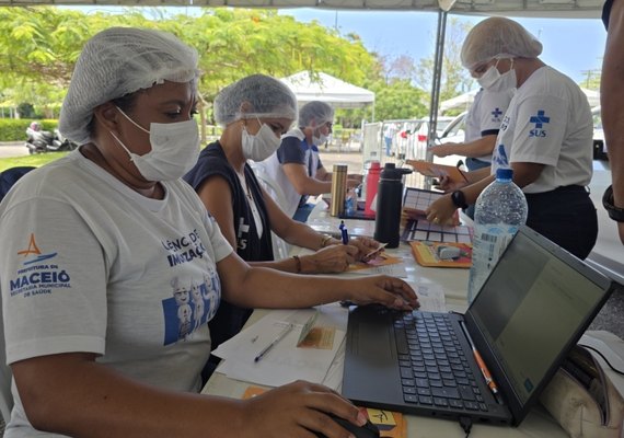 Bloqueio vacinal contra meningite C continua em bairros de Maceió; veja locais e horários