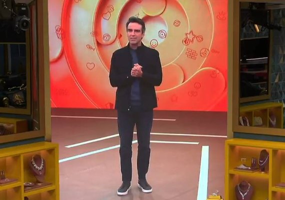 BBB 26: Tadeu divide luto e consola Ana Paula ao vivo