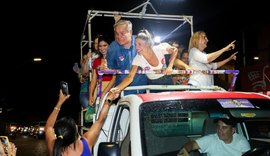 Caravana de Paulo Dantas percorre conjuntos da parte alta de Maceió