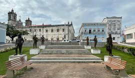 Personalidades históricas de Penedo ganham monumentos em praça pública