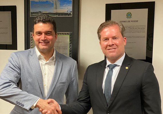 Marx Beltrão e Rui Palmeira fecham chapa de federal no PSD