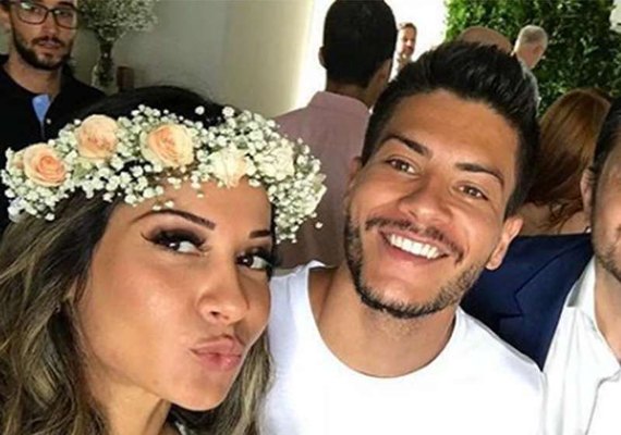 Mayra Cardi pede anulação do casamento