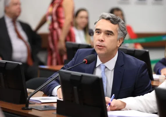 Deputado Rafael Brito lança concurso natalino para escolas da rede pública de AL