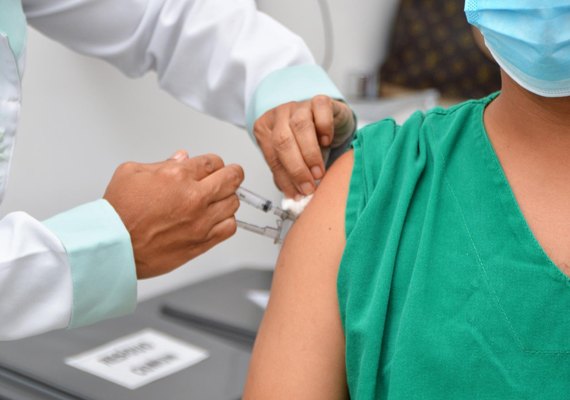 São Sebastião inicia vacinação contra Influenza para pessoas acima de 60 anos