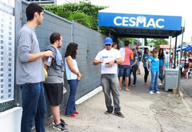 Estudantes do CESMAC acusam UNIT de cooptação de alunos