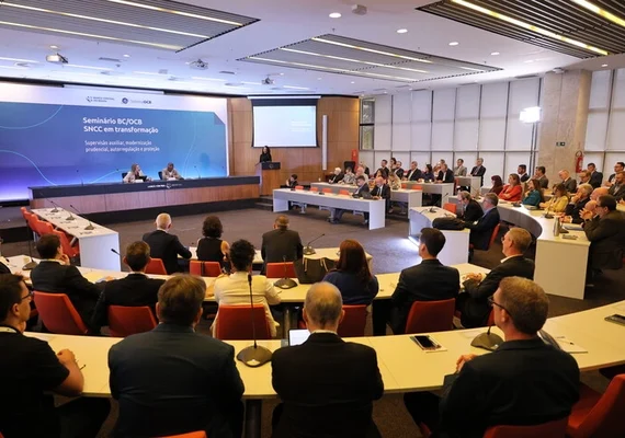 Banco Central e Sistema OCB debatem futuro do crédito cooperativo