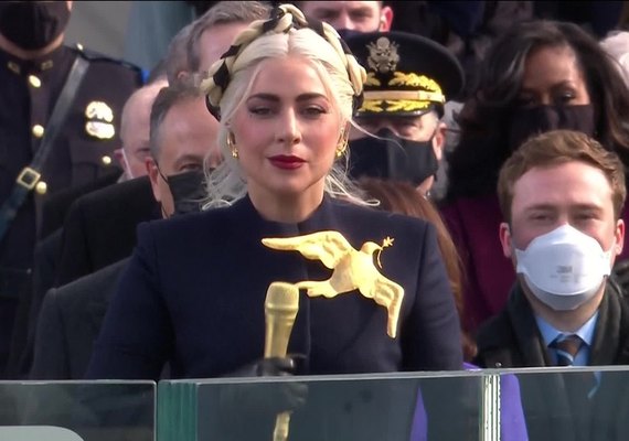 Lady Gaga revela que engravidou após ser estuprada aos 19 anos por produtor