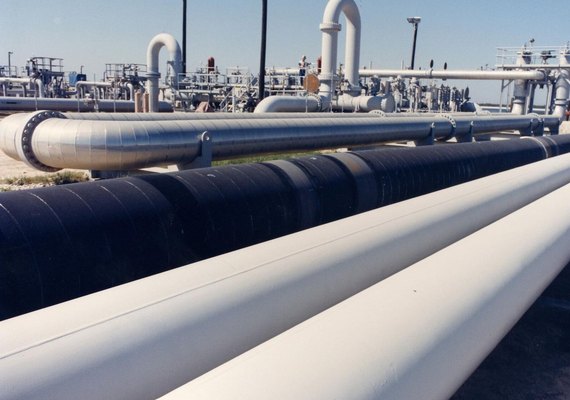 Cientistas chineses criam método de refino de petróleo