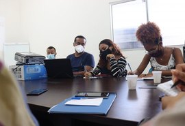 Pesquisadores da Educação participam de capacitação sobre coleta de dados em campo