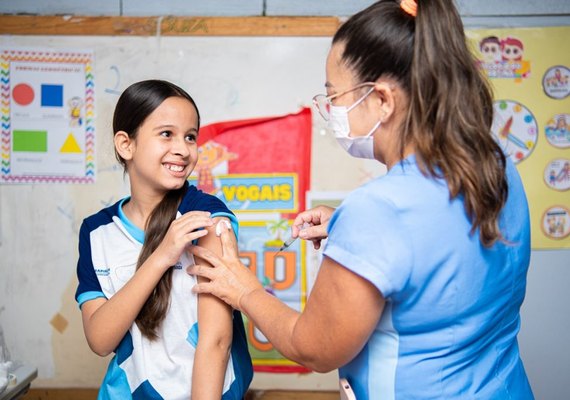 Arapiraca inicia Campanha de Multivacinação para atualizar caderneta infantojuvenil