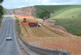 AL recorre a empréstimos para cobrir falta de recursos