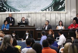 Audiência pública na ALE reúne alunos e servidores da educação para debater o Novo Ensino Médio