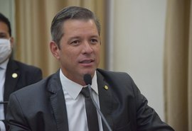 Deputado questiona adoção do toque de recolher em Alagoas