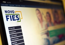 Estudantes já podem se inscrever no Fies