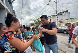 Allan Pierre beneficia 15 mil famílias com entrega de peixe em Maceió